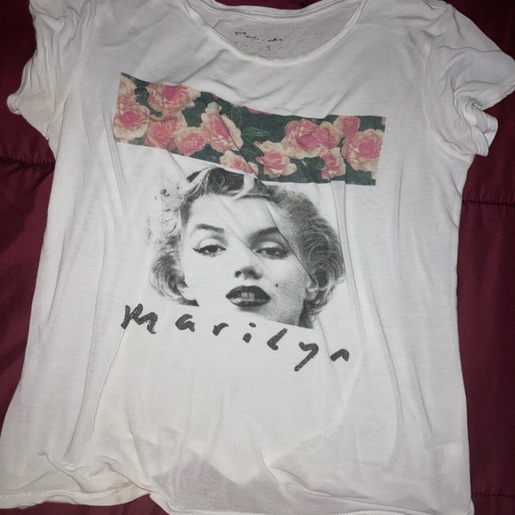 Marilynn Monroe T-shirt - Picture 3 of 3